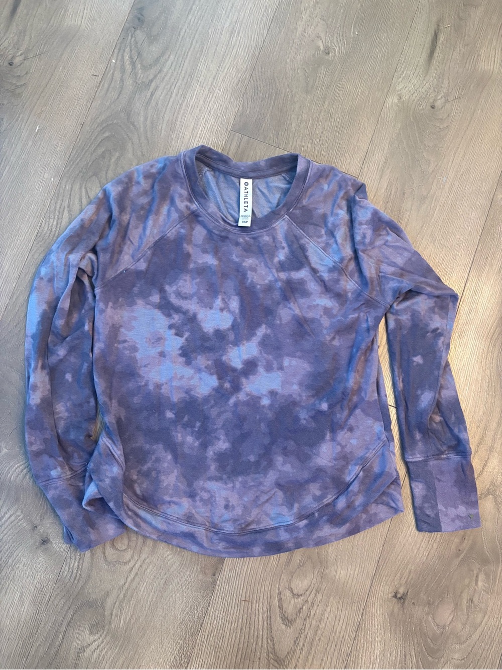 Athleta Purple Tie-Dye Long Sleeve Sweatshirt
